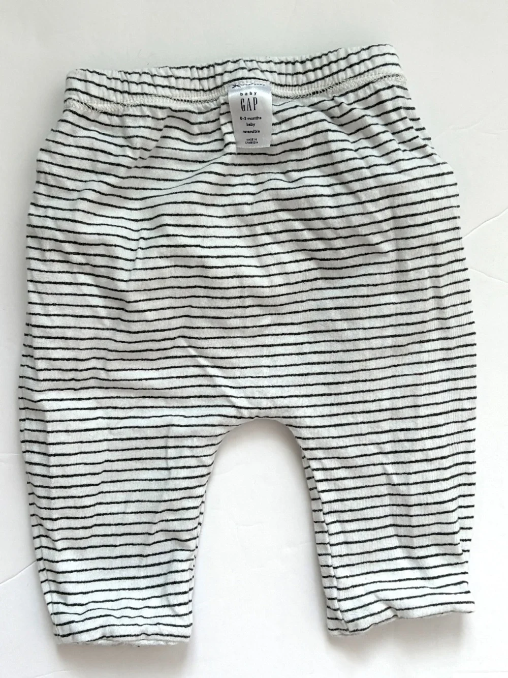 Baby Gap Reversible Pants Light Gray Polka Dots Stripes Size 0-3M Gender Neutral